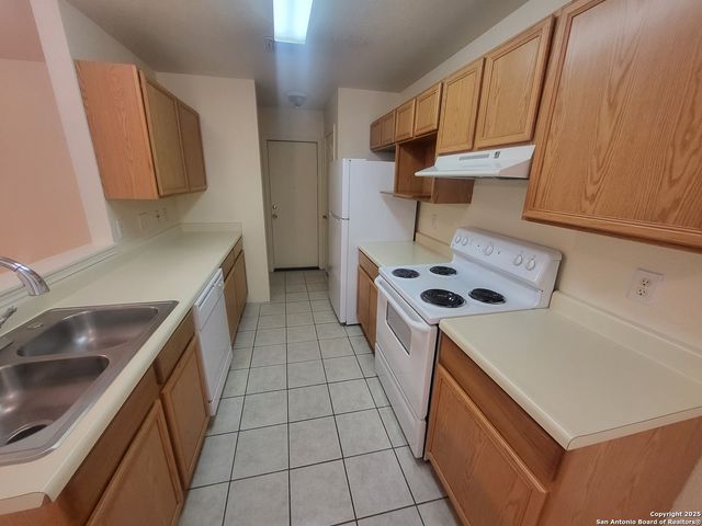 9019 Maverick Draw, San Antonio, TX 78250