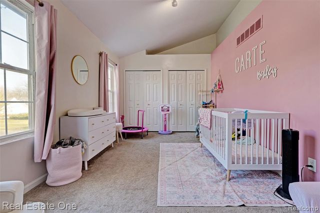 6923 Tangle Wood, Waterford, MI 48327