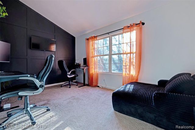 6923 Tangle Wood, Waterford, MI 48327