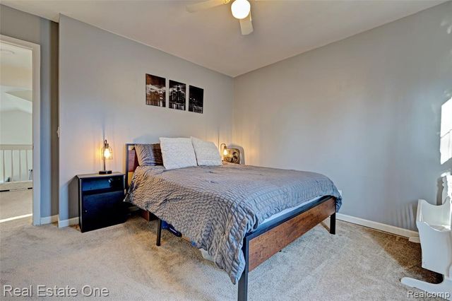 6923 Tangle Wood, Waterford, MI 48327