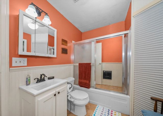 11006 E Boundary Rd, Elk, WA 99009