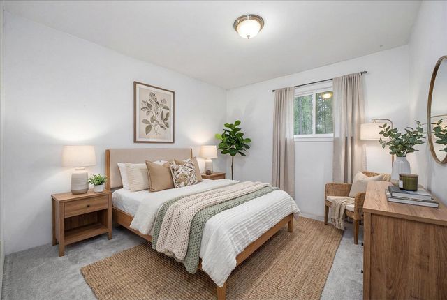 11006 E Boundary Rd, Elk, WA 99009