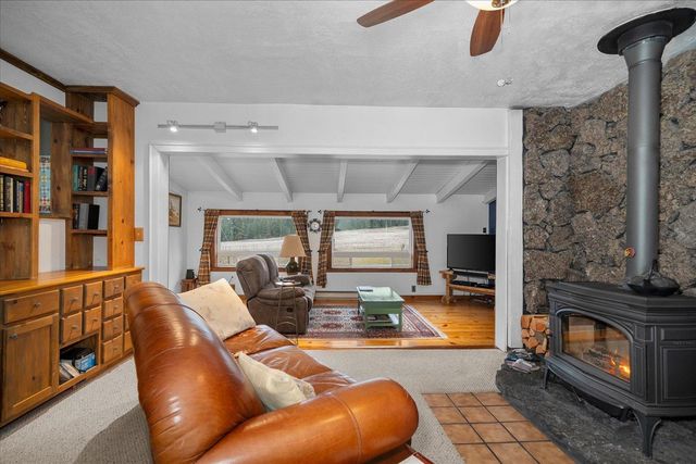 11006 E Boundary Rd, Elk, WA 99009