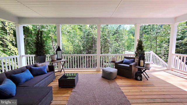 515 NOAHS LANDING DR, Bumpass, VA 23024
