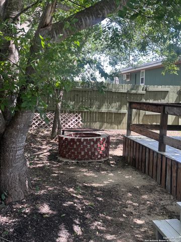 104 S 2nd ST, Stockdale, TX 78160