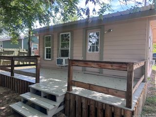 104 S 2nd ST, Stockdale, TX 78160