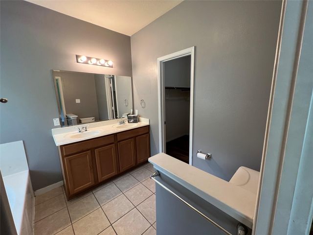 2931 Kainer Meadows Lane, Houston, TX 77047