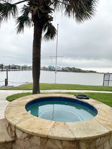 580 Pleasure Island Boulevard 219, Port Arthur, TX 77640