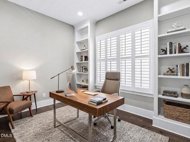 111 Glenpark Place, Cary, NC 27511