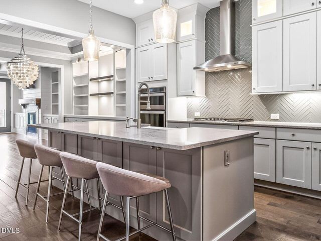 111 Glenpark Place, Cary, NC 27511