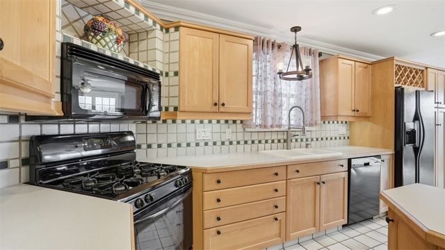 133 James Dr, North Sewickley Twp, PA 16117