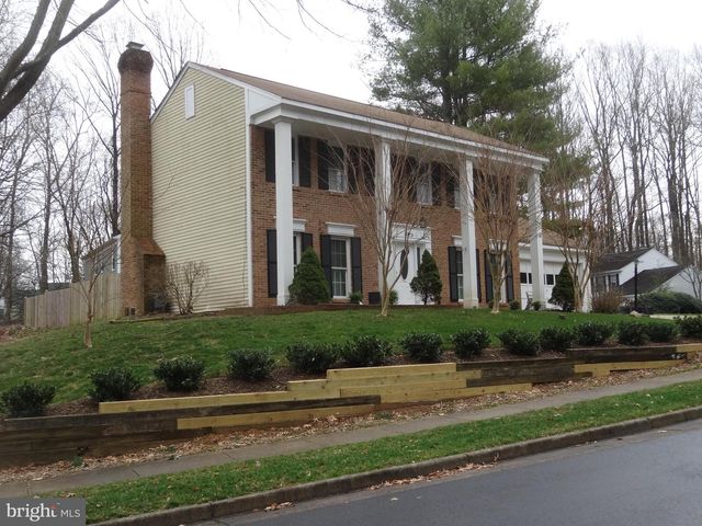 15873 MONTVIEW DR, Dumfries, VA 22025