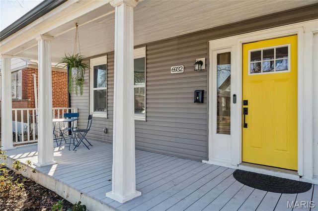 6932 Corbitt Avenue, University City, MO 63130