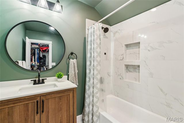 6932 Corbitt Avenue, University City, MO 63130