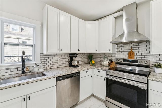 6932 Corbitt Avenue, University City, MO 63130