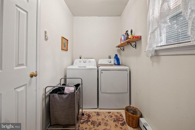 6 TINA LN, Mertztown, PA 19539