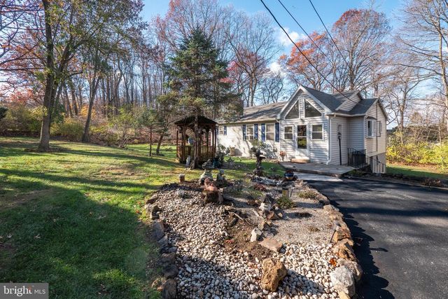 6 TINA LN, Mertztown, PA 19539