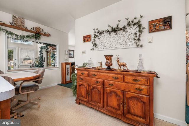 6 TINA LN, Mertztown, PA 19539