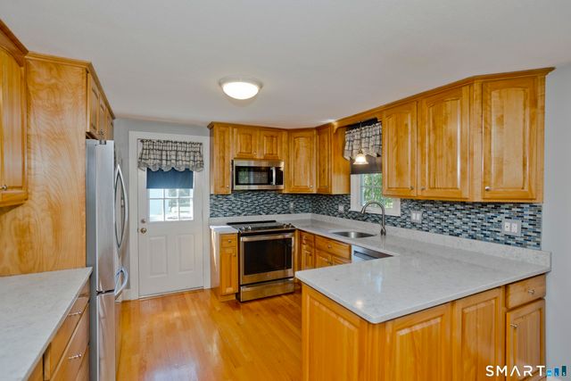 30 Kanter Drive, Vernon, CT 06066