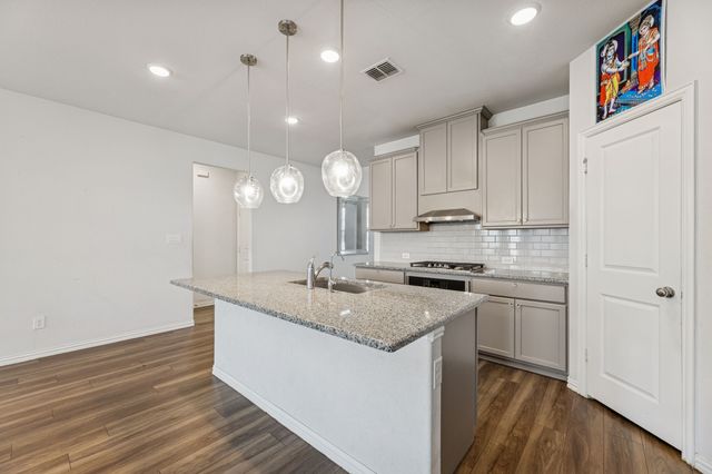 200 Kirwin Drive, Fort Worth, TX 76131