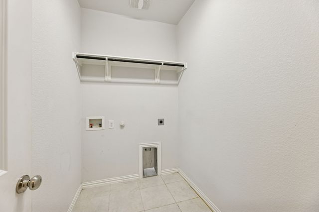 200 Kirwin Drive, Fort Worth, TX 76131