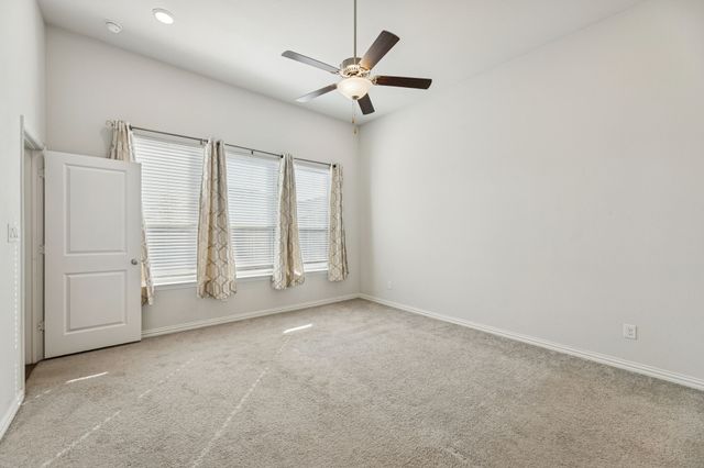 200 Kirwin Drive, Fort Worth, TX 76131