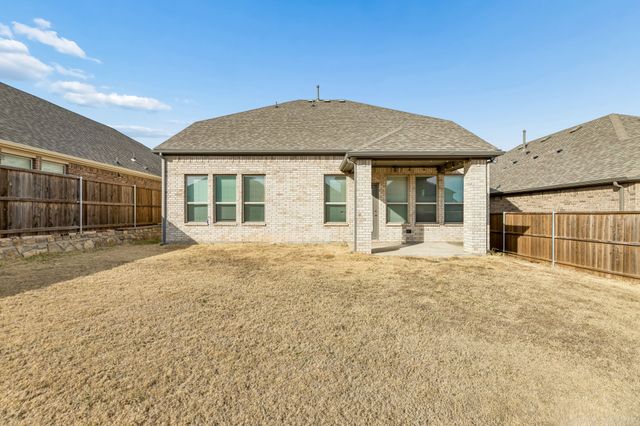 200 Kirwin Drive, Fort Worth, TX 76131