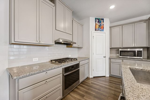 200 Kirwin Drive, Fort Worth, TX 76131