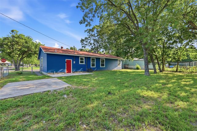 718 W Belden Street, Sherman, TX 75092