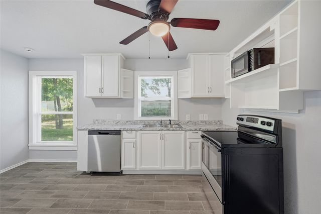 718 W Belden Street, Sherman, TX 75092