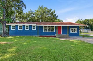718 W Belden Street, Sherman, TX 75092