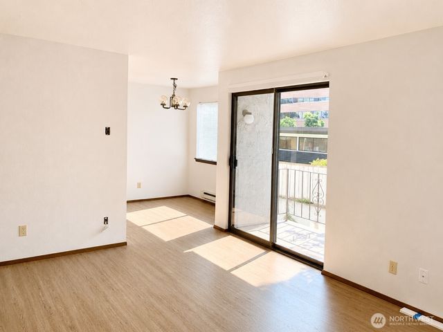 1544 NW 53rd Street, Seattle, WA 98107