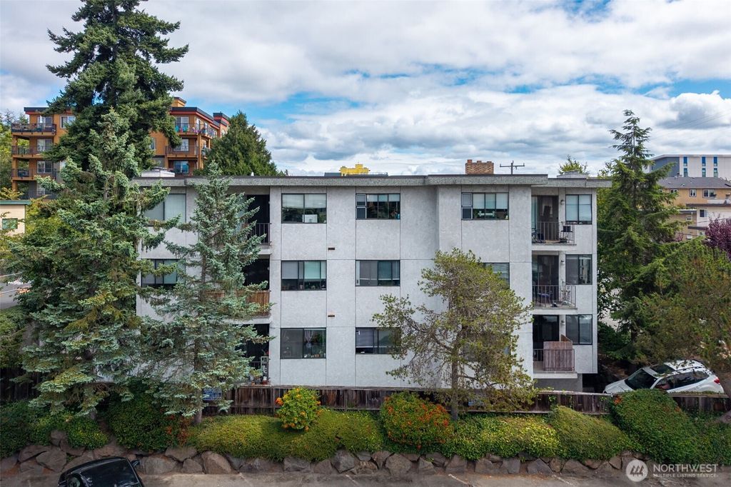 1544 NW 53rd Street, Seattle, WA 98107
