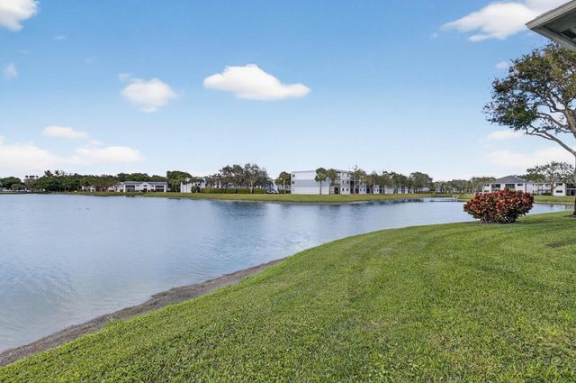 15235 Lakes Of Delray Boulevard 320, Delray Beach, FL 33484