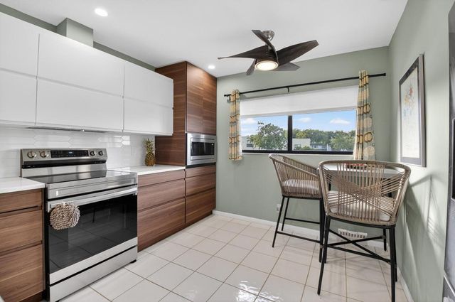 15235 Lakes Of Delray Boulevard 320, Delray Beach, FL 33484