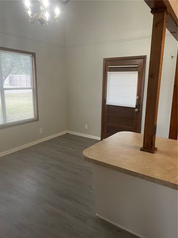4042 Loop 1781, Rockport, TX 78382