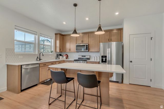 9399 N VERNHAM LN, Eagle Mountain, UT 84005