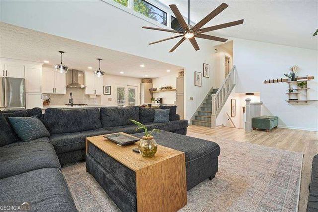 2677 FOREST Way NE, Marietta, GA 30066