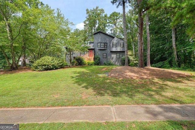 2677 FOREST Way NE, Marietta, GA 30066