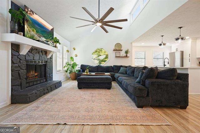 2677 FOREST Way NE, Marietta, GA 30066