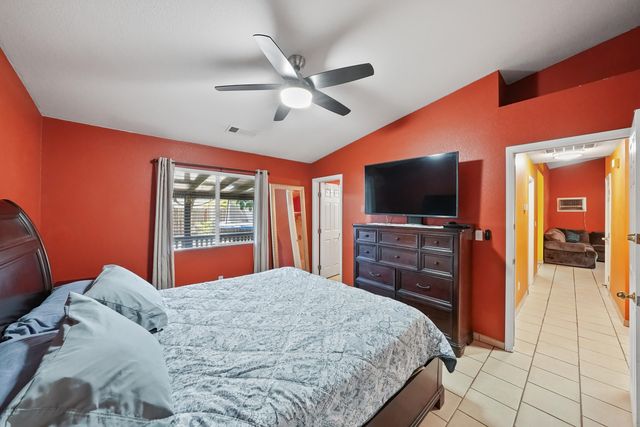 1271 Deer Creek Street, Tulare, CA 93274