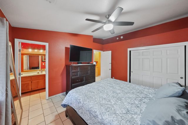 1271 Deer Creek Street, Tulare, CA 93274