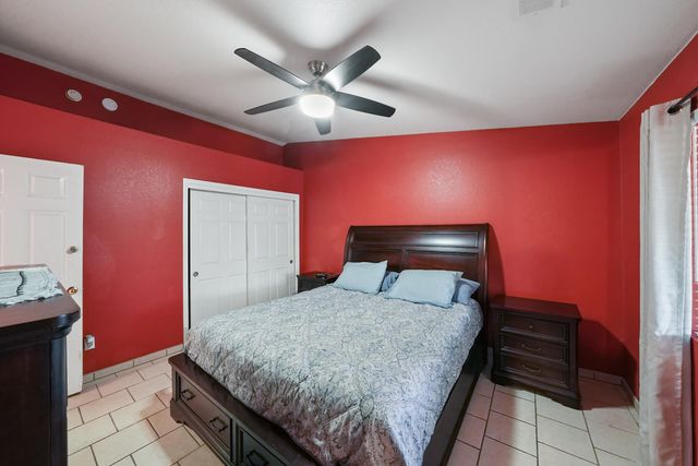 1271 Deer Creek Street, Tulare, CA 93274
