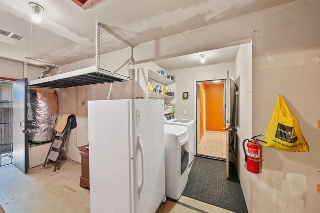 1271 Deer Creek Street, Tulare, CA 93274