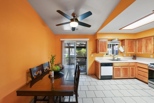 1271 Deer Creek Street, Tulare, CA 93274
