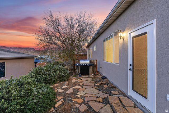 1128 N MAIN ST, Hurricane, UT 84737