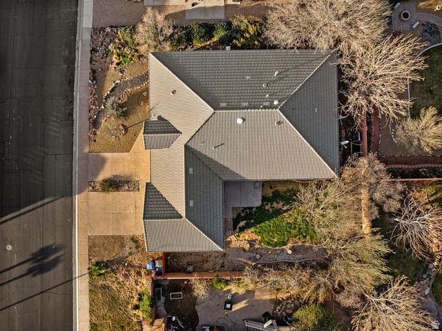 1128 N MAIN ST, Hurricane, UT 84737