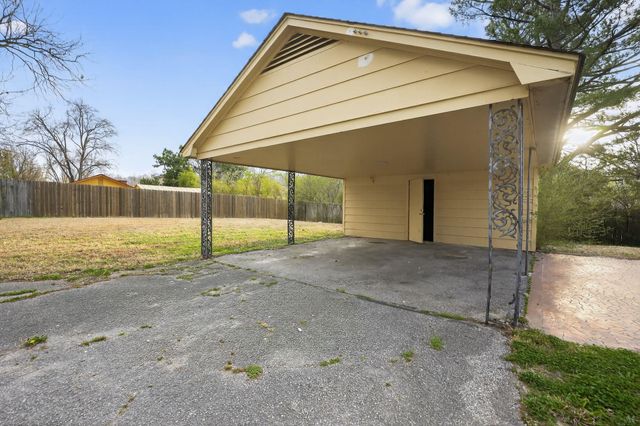 3800 JAMES RD, Memphis, TN 38128