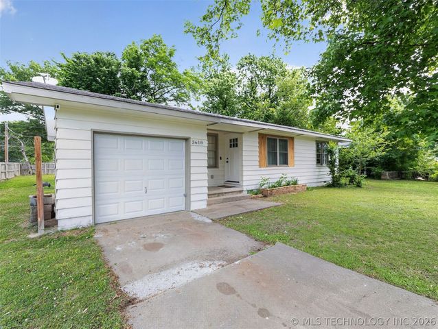 3618 Henrietta Avenue, Bartlesville, OK 74006