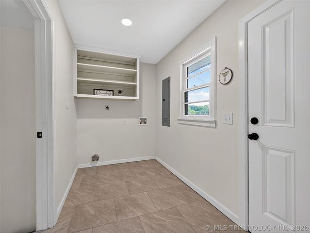 3618 Henrietta Avenue, Bartlesville, OK 74006